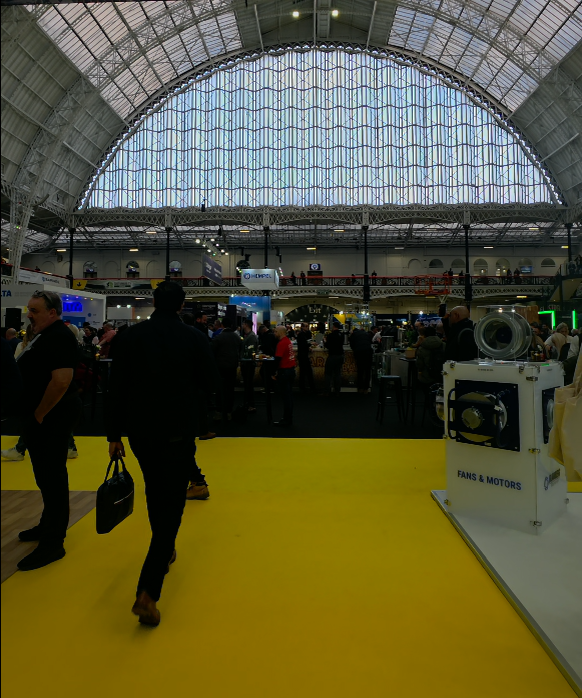 Kingfisher Lighting London Build 2025